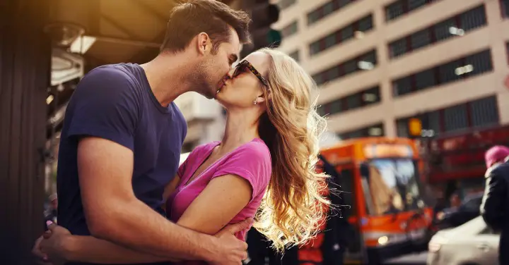 22 Facts You Need to Know About Kissing