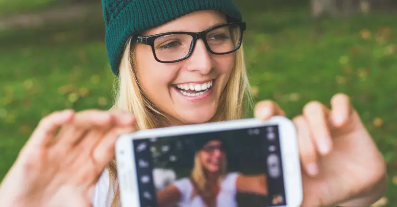 9 Tips for Taking Better Selfies